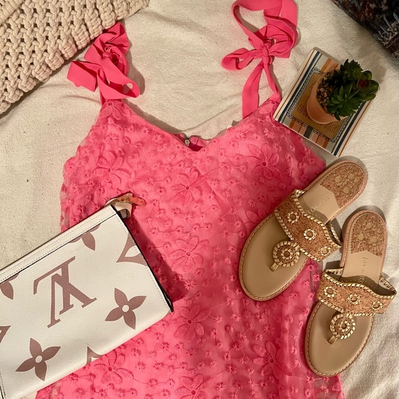 Blue Rain Dresses & Skirts - NWT Barbiecore 💖 Francesca’s Blue Rain Pink Floral Tie Shoulder Dress Size M